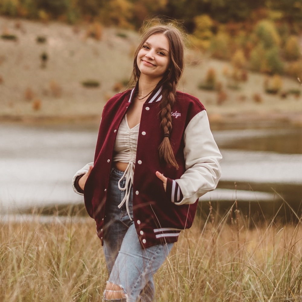 Meet your Posher, Katelyn